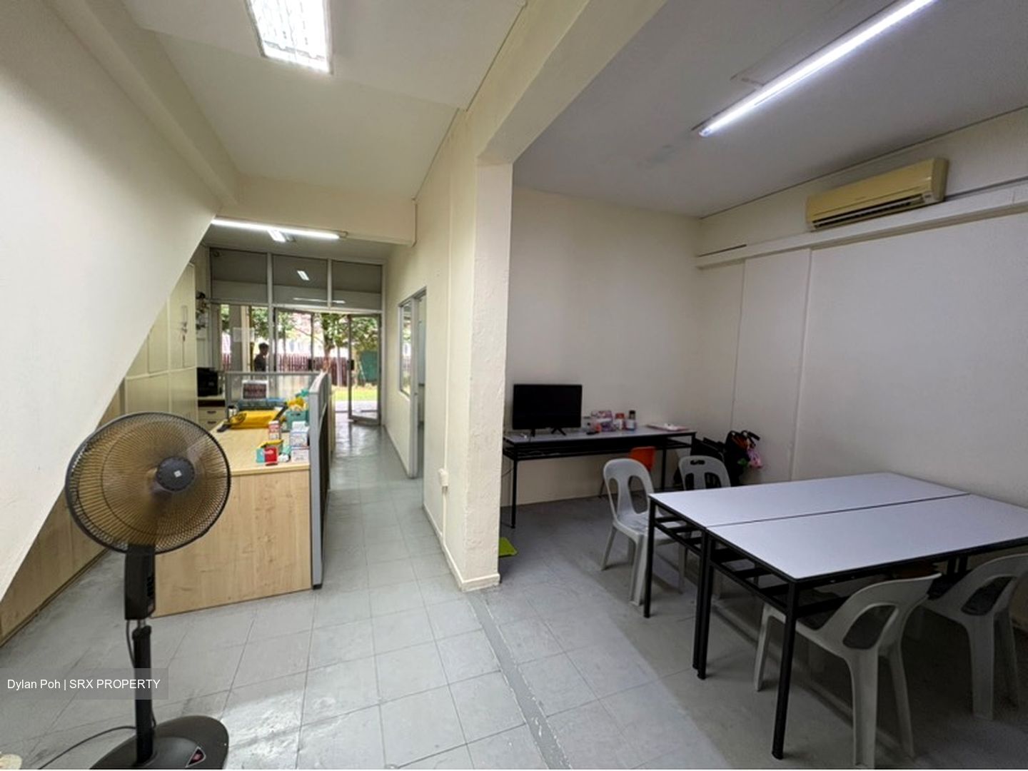 Mayflower Shopping & Food Centre (D20), Shop House #517553291